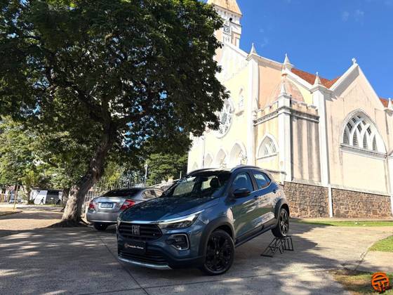 FIAT PULSE 1.0 TURBO 200 FLEX IMPETUS CVT FIAT PULSE 1.0 TURBO 200 FLEX IMPETUS CVT